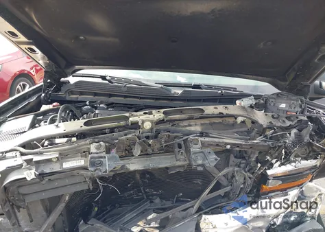 2018 Chevrolet Silverado 1500 1Lt from USA, damaged, VIN 1GCRCREH8JZ316082